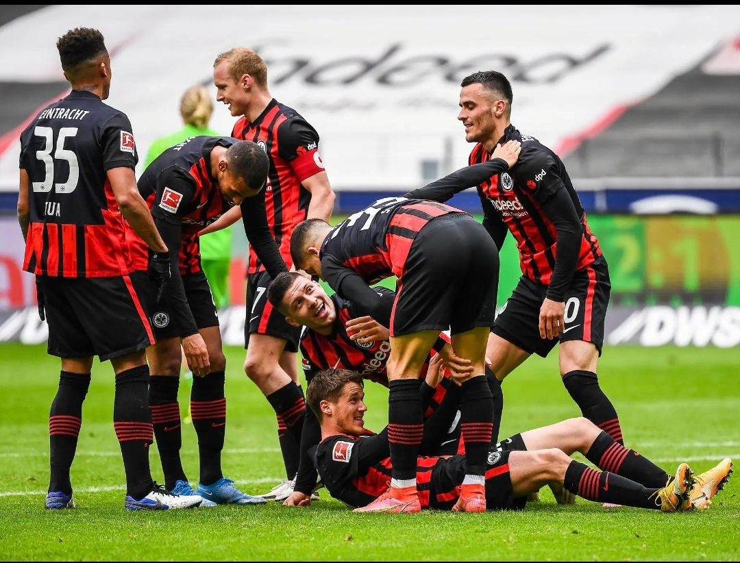 开云娱乐 -包含赛后毕尔巴鄂竞技调整名单以备德国杯；止住颓势环节打磨；气氛紧张；阵容厚度经受考验的词条