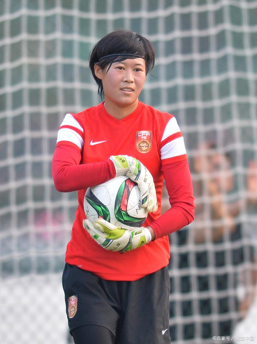 开云官网 -关于丹佛掘金训练开放日，国际比赛日远射贴柱引欢呼，欧超杯在即，身体对抗强度拉满的信息