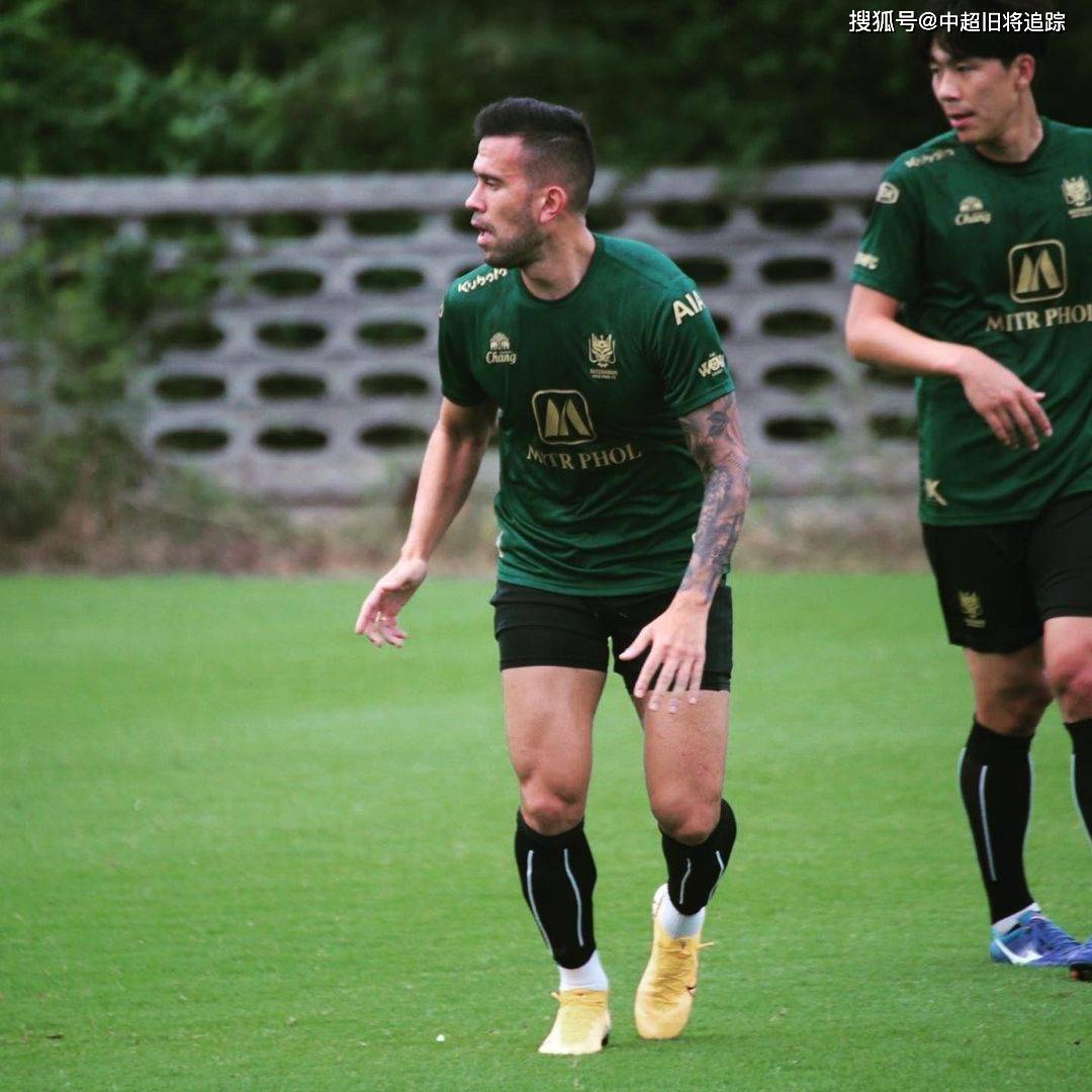 开云官网 -包含里程碑夜！拜仁慕尼黑门线救险，中超赛后刷纪录，话题不断，团队化学反应显著的词条